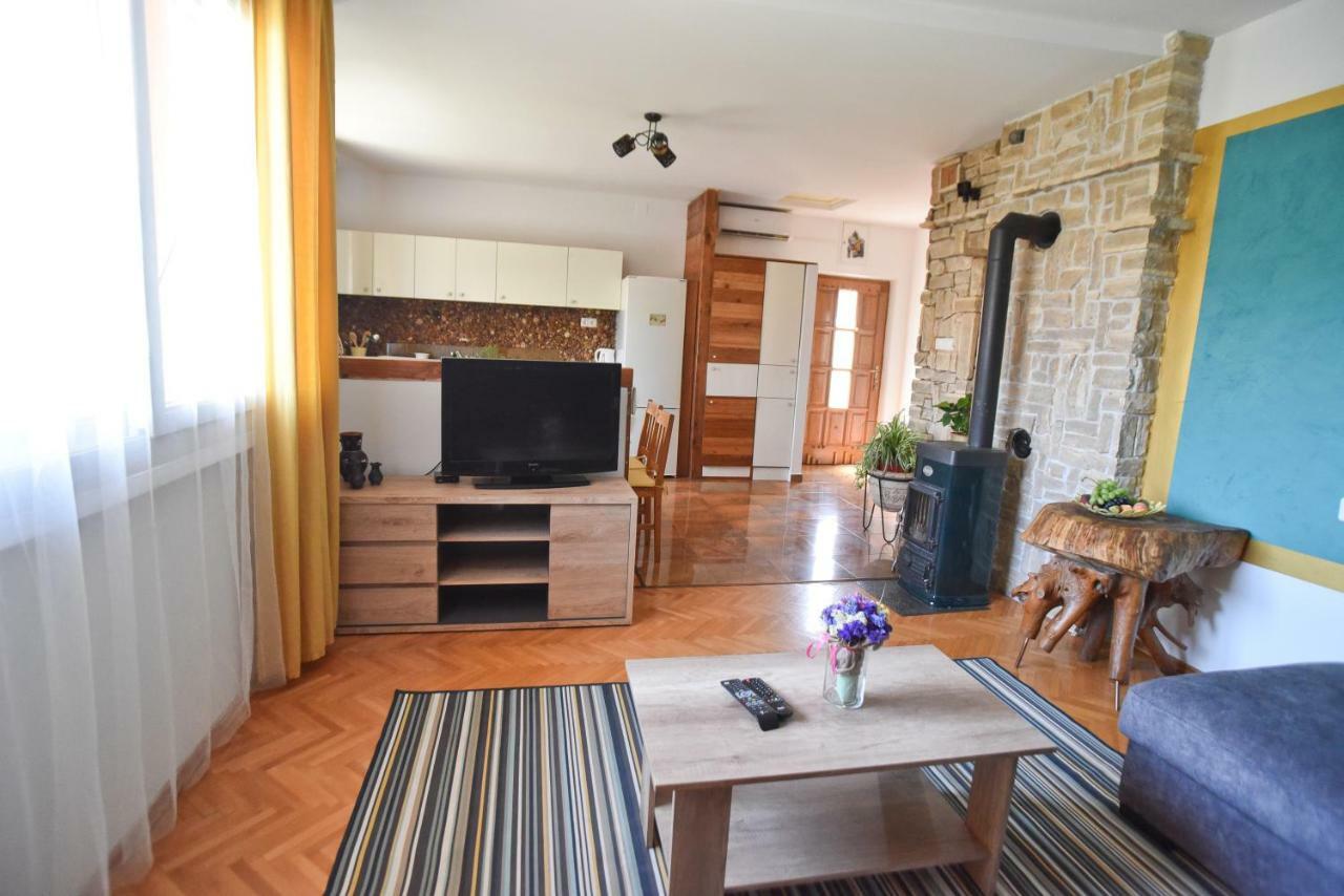 Mihaela Apartment Zadar Eksteriør bilde