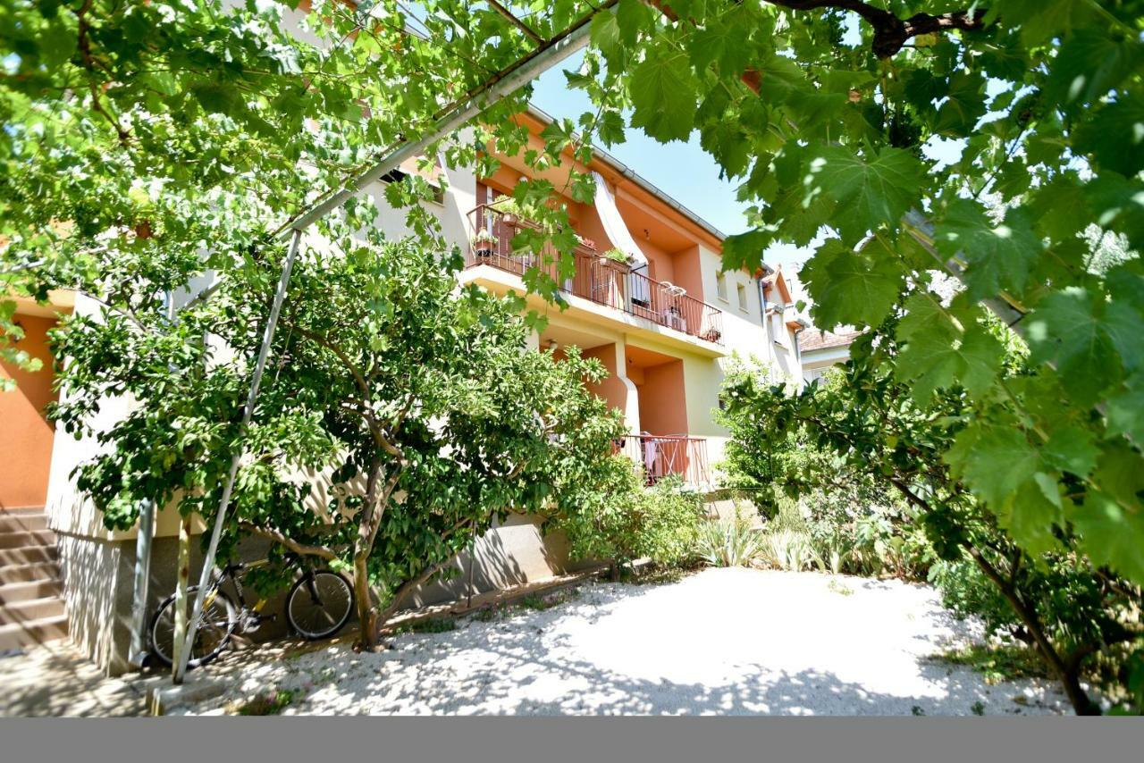 Mihaela Apartment Zadar Eksteriør bilde